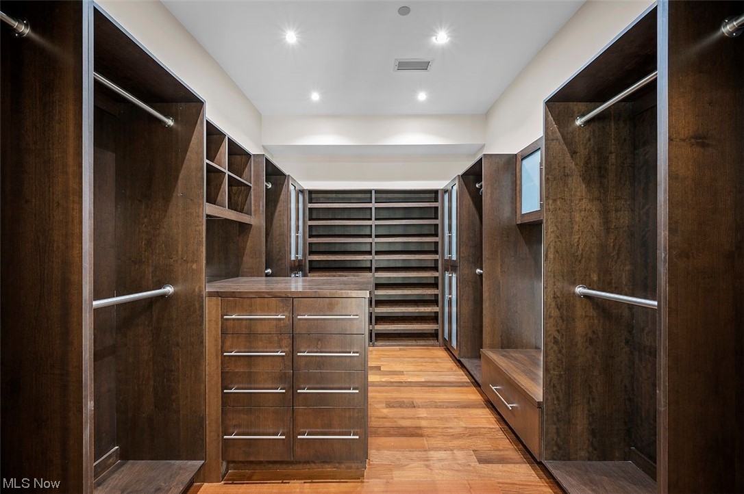 Pinnacle - Residential