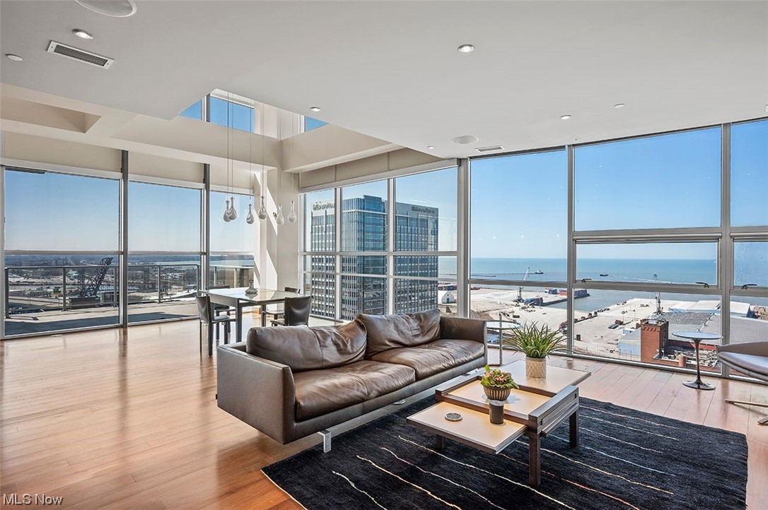 Pinnacle - Residential