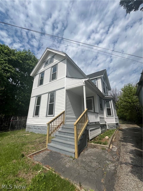 Multifamily For Sale - 1245 Addison Road<br/> Cleveland, OH 44103
