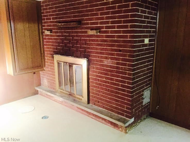 Howland Homes 04 - Residential