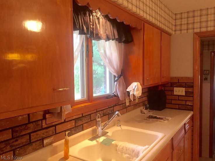 Howland Homes 04 - Residential