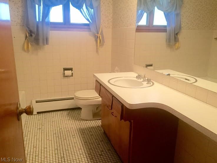 Howland Homes 04 - Residential