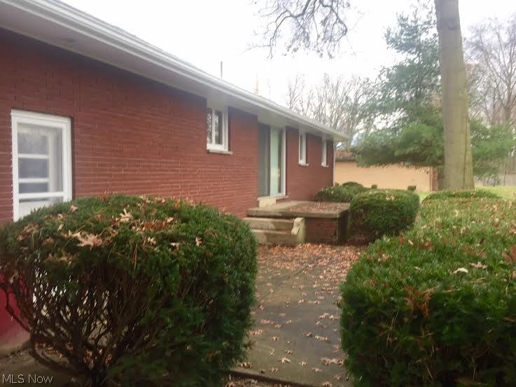 Howland Homes 04 - Residential