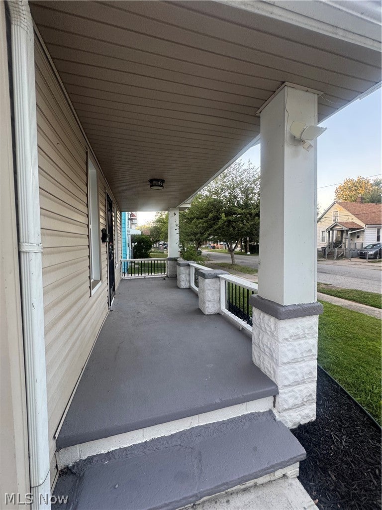 2168 W 81st Street