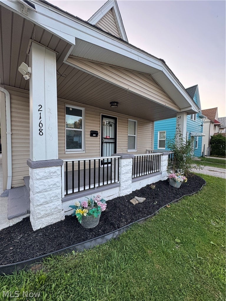2168 W 81st Street