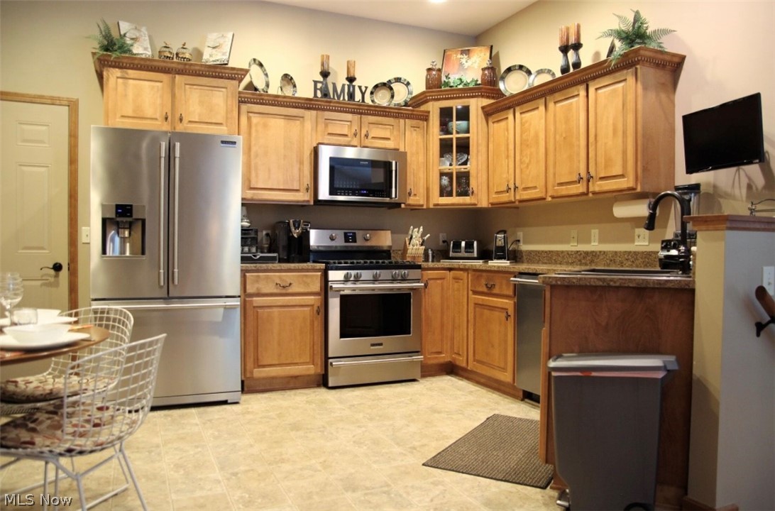 Heritage Pointe/Dalton Condo - Residential