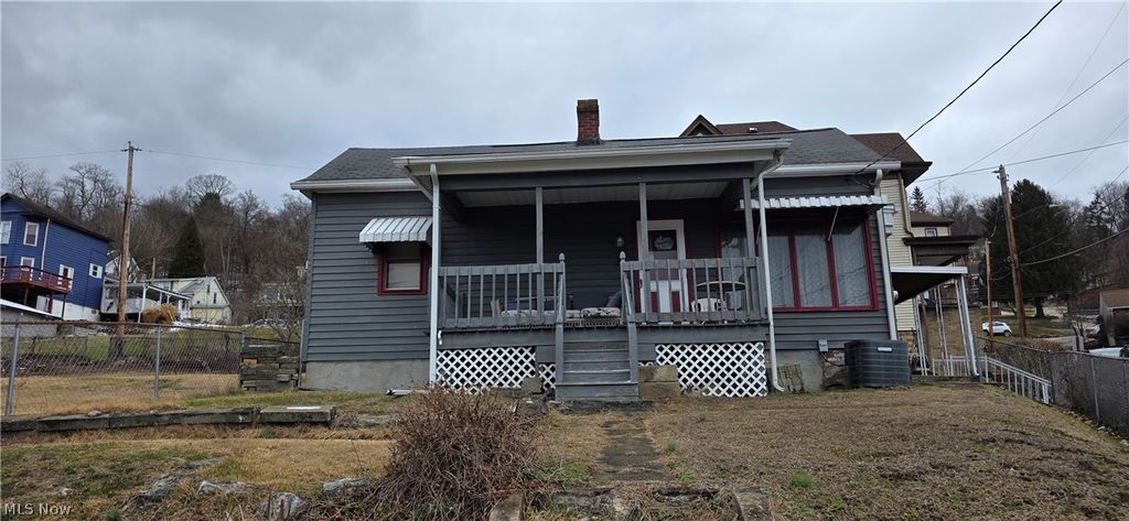 Photo of 401 CONCORD Street, Martins Ferry, OH 43935 (MLS # 5188949)