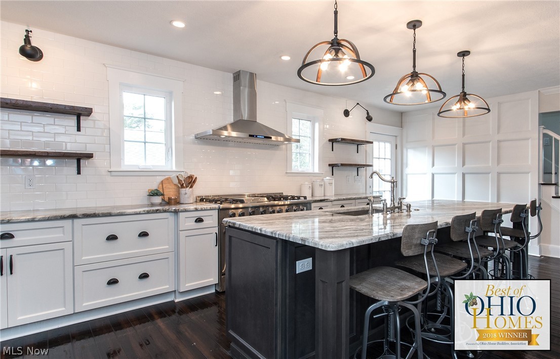 Esther - Residential