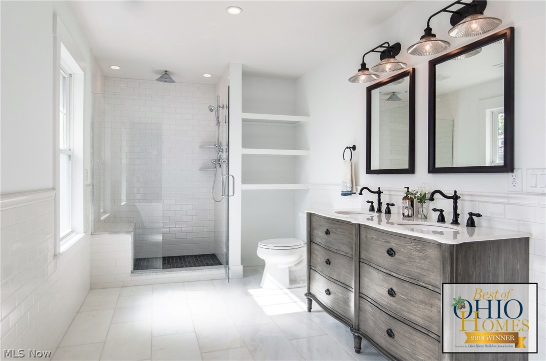 Esther - Residential