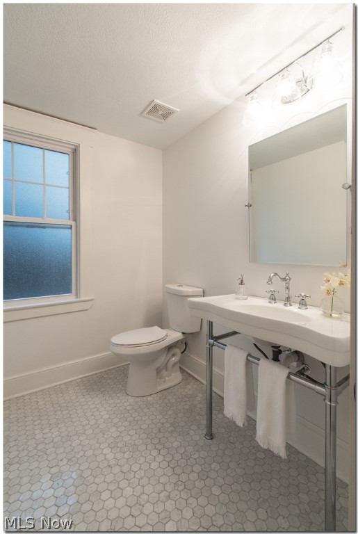 Esther - Residential