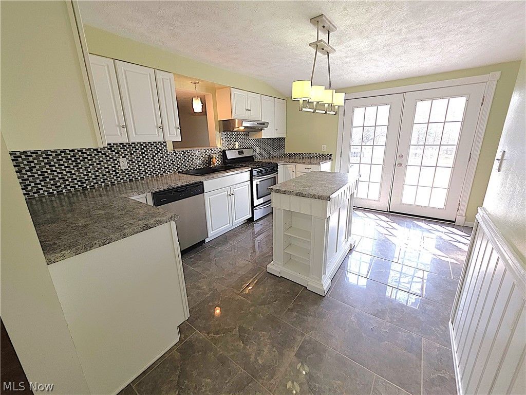 Photo of 80 May Avenue, Northfield Village, OH 44067 (MLS # 5195706)