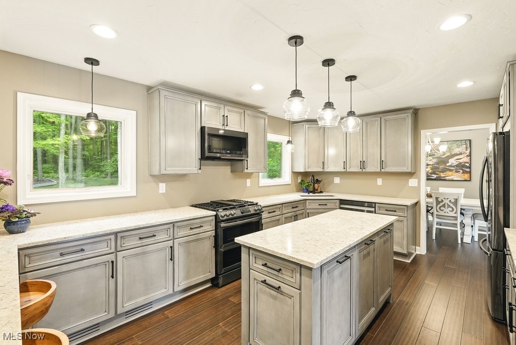 Willoughby Hills, Ohio 44094, United States, 4 Bedrooms Bedrooms, ,3 BathroomsBathrooms,Residential,Active,168351