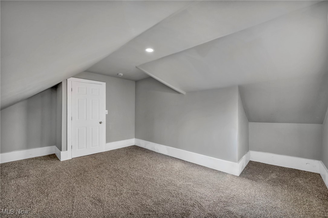 Woodhill East Blvd Sub - Residential Income