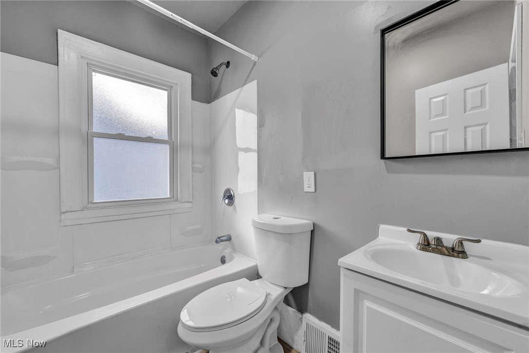 Woodhill East Blvd Sub - Residential Income