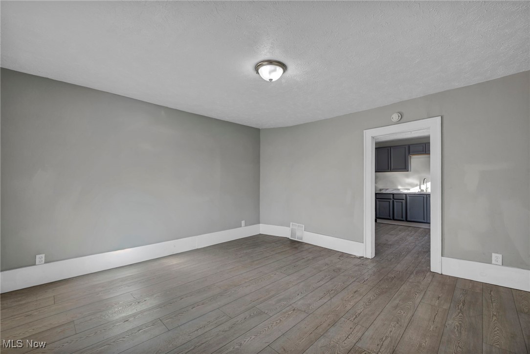 Woodhill East Blvd Sub - Residential Income