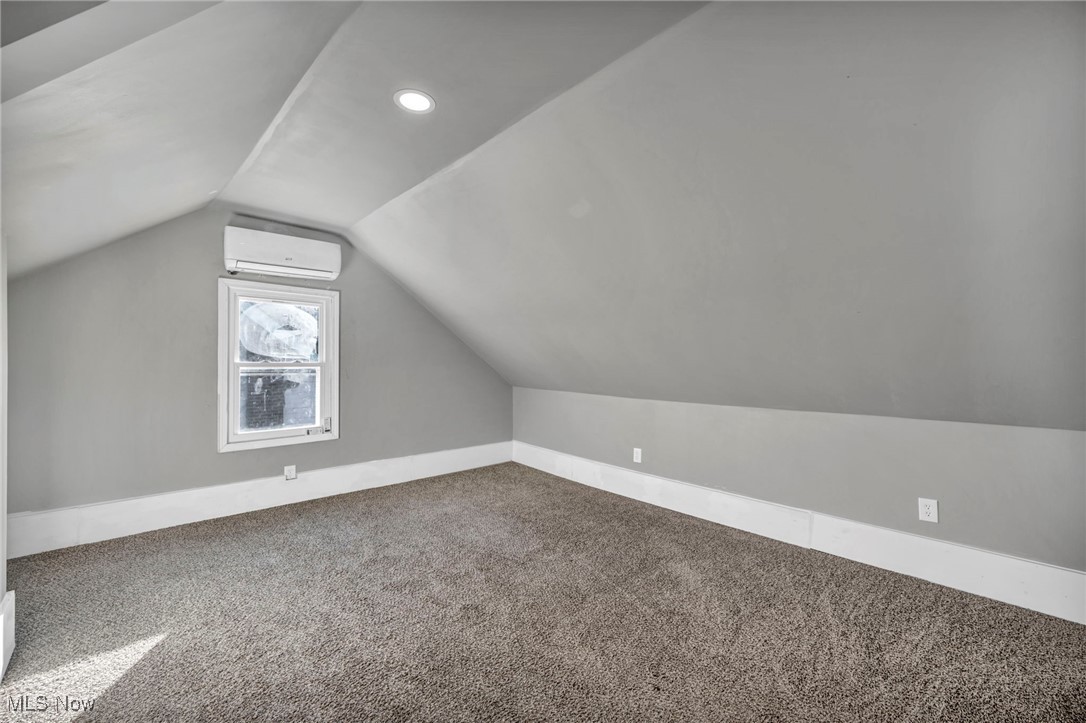 Woodhill East Blvd Sub - Residential Income