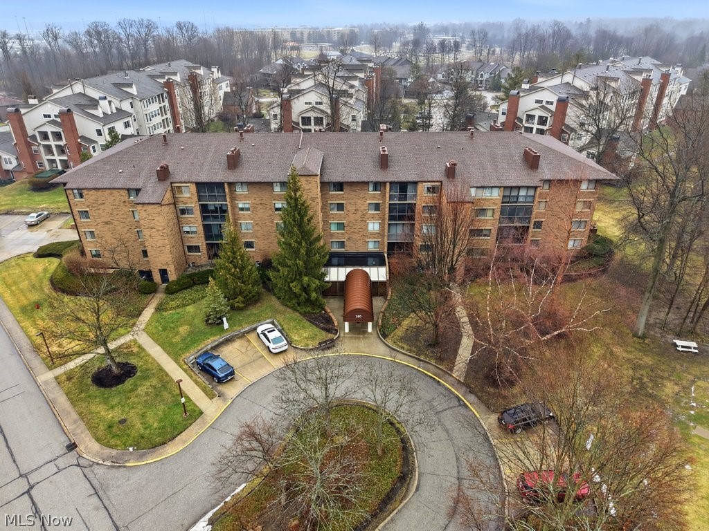 Woodhawk Club - Residential