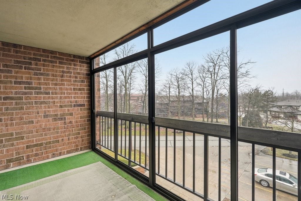 Woodhawk Club - Residential