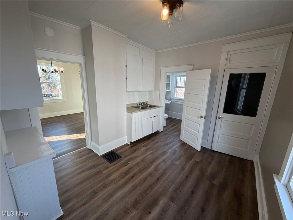 Blandys Hill - Residential