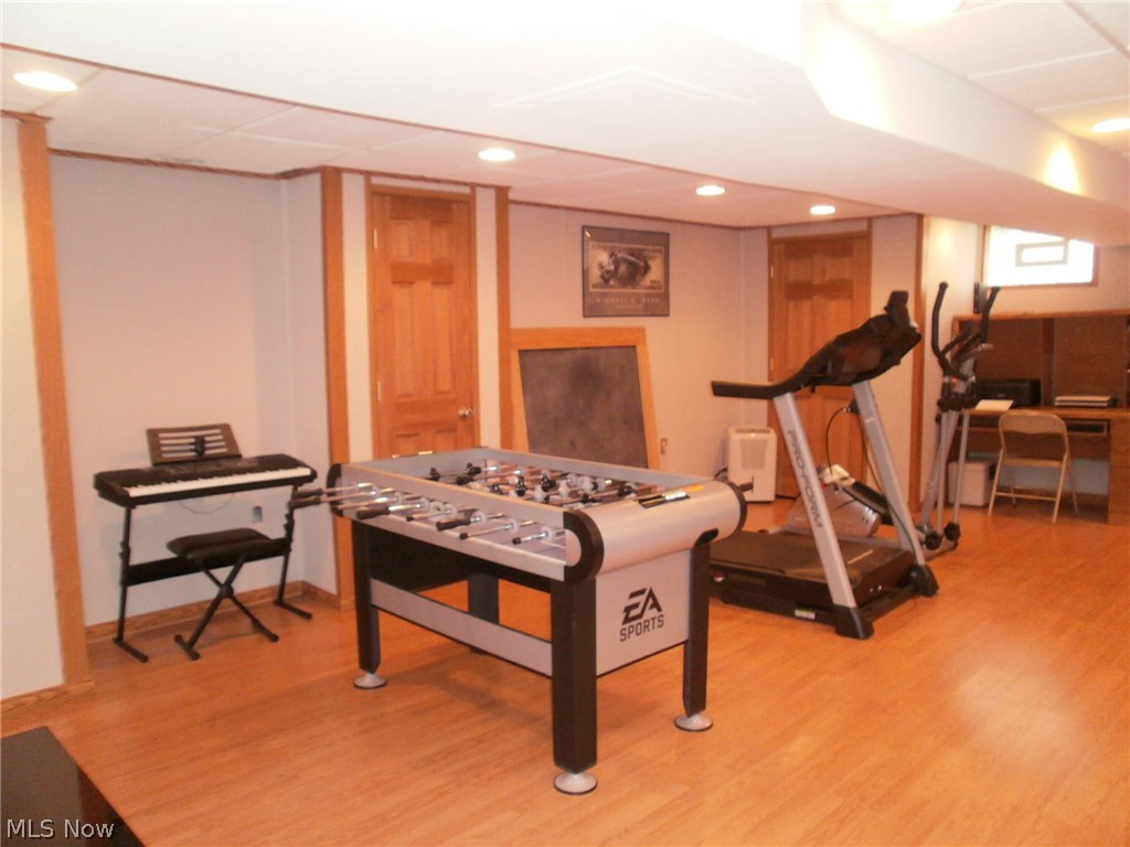 Mos Dev Co 01 - Residential