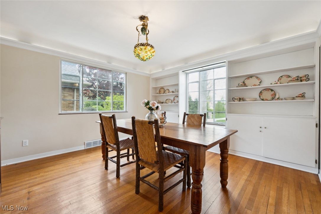 13473 Edgewater Drive, Lakewood, Ohio image 10
