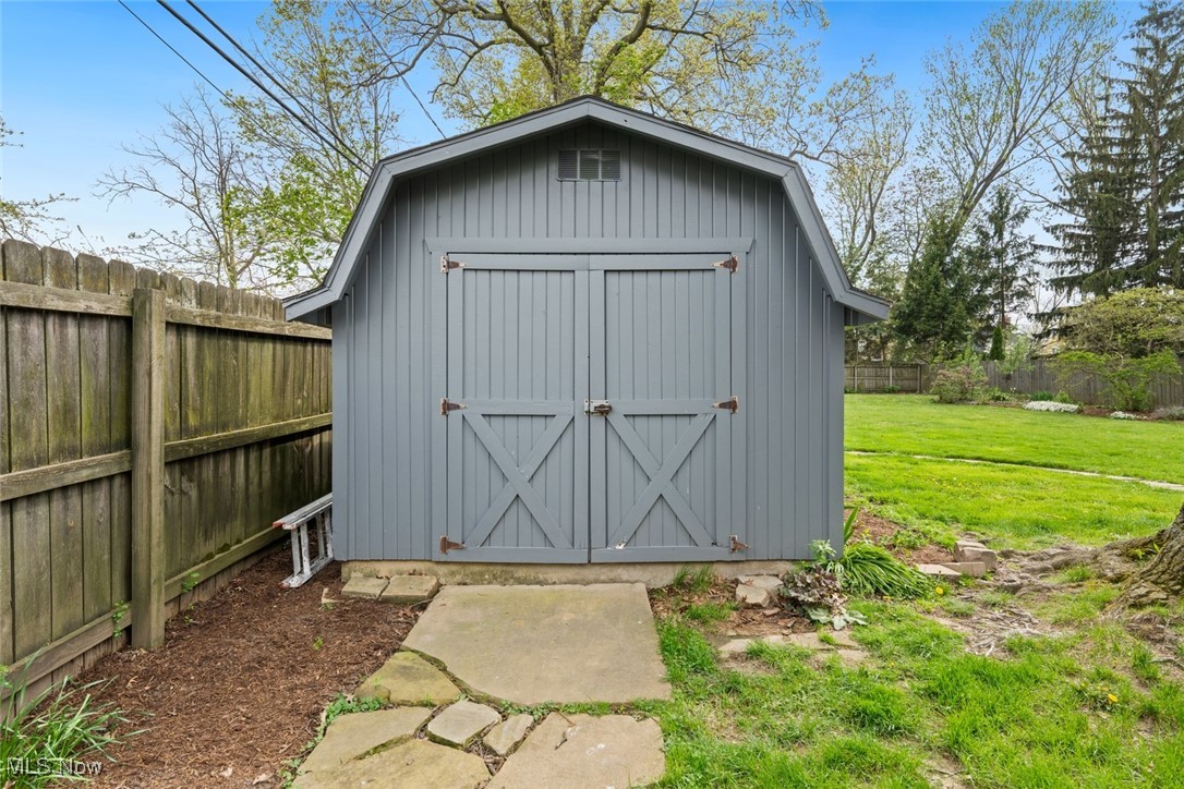 13473 Edgewater Drive, Lakewood, Ohio image 46