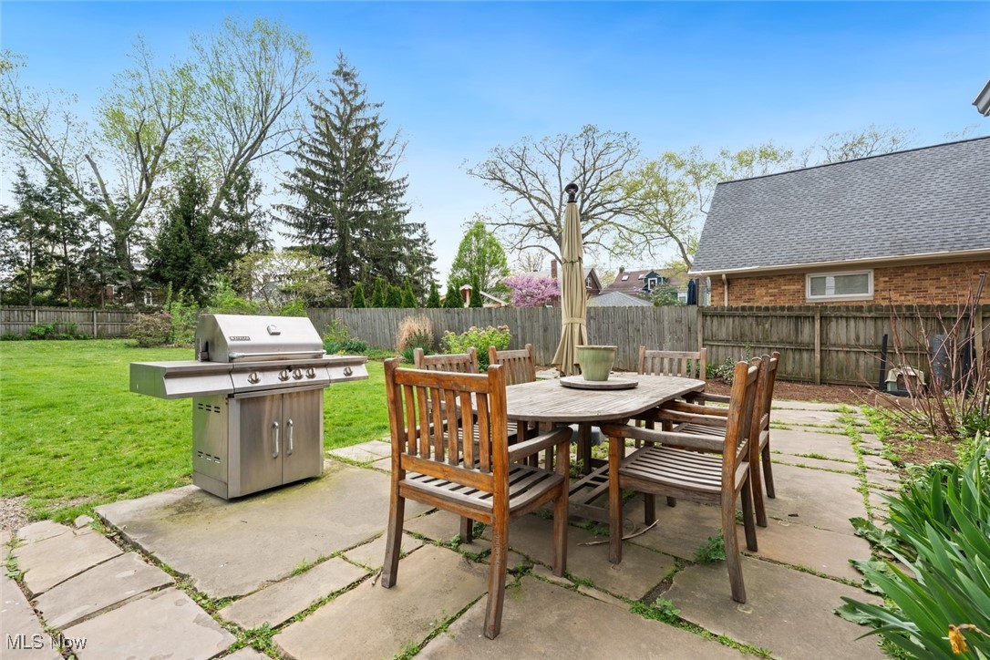 13473 Edgewater Drive, Lakewood, Ohio image 43