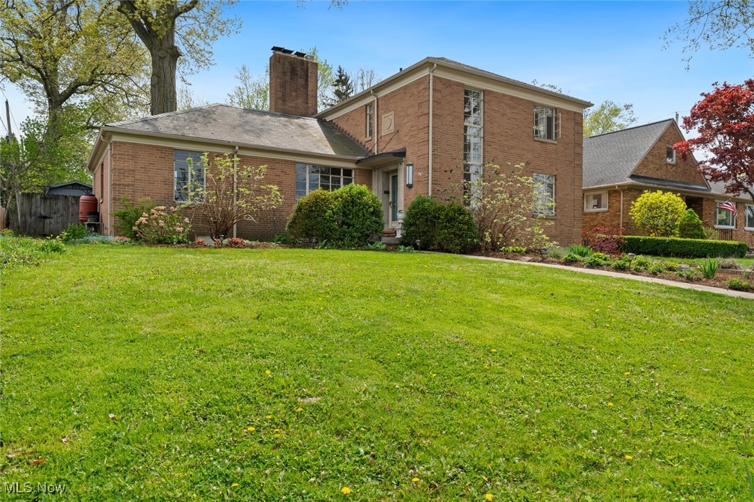 13473 Edgewater Drive, Lakewood, Ohio image 3