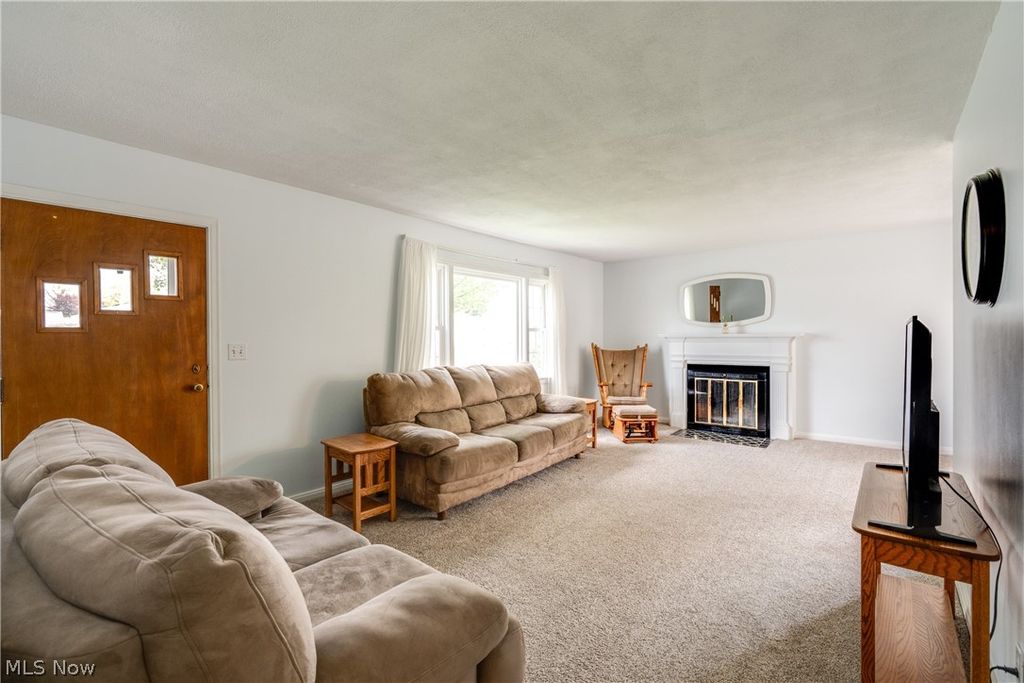Photo of 1114 Lincoln Avenue, Cuyahoga Falls, OH 44223 (MLS # 5208851)