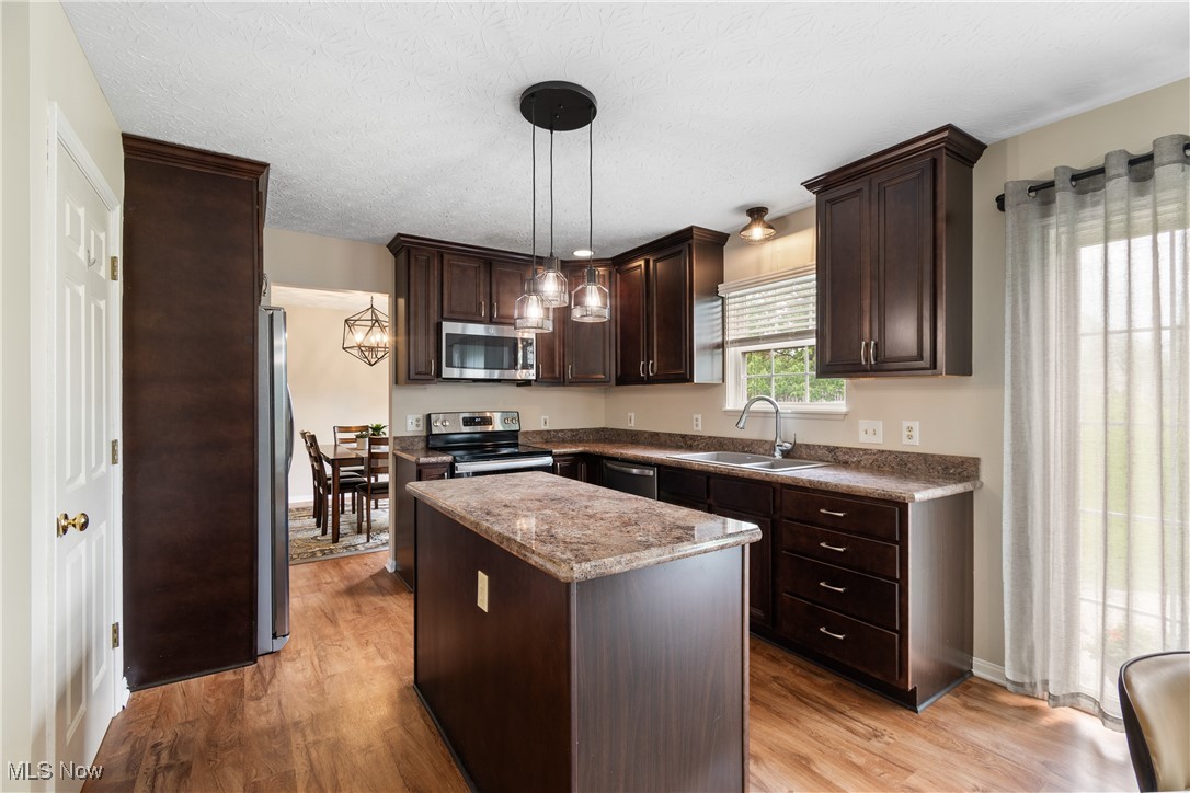 280 W Sturbridge Drive, Medina, Ohio image 10