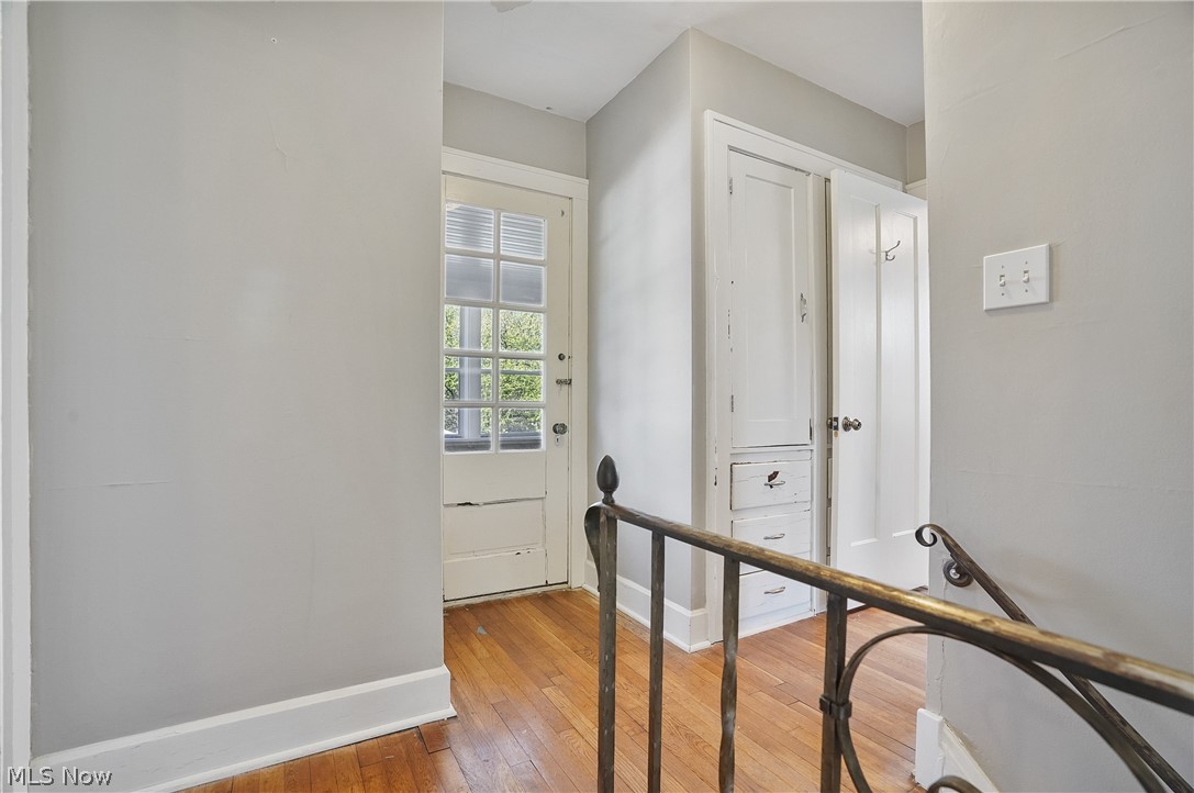 Crestwood - Residential