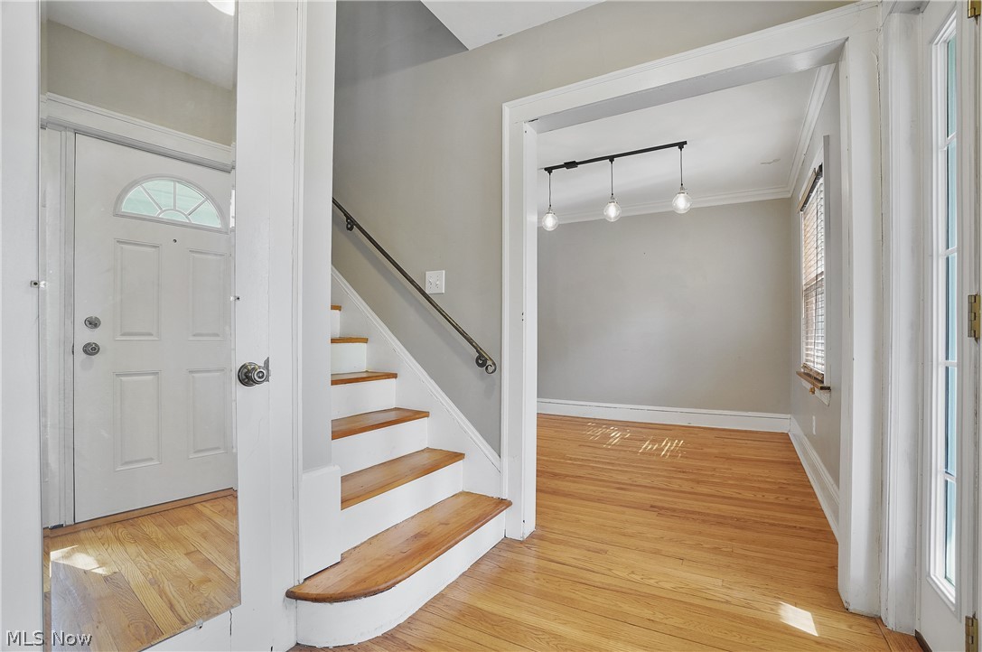 Crestwood - Residential