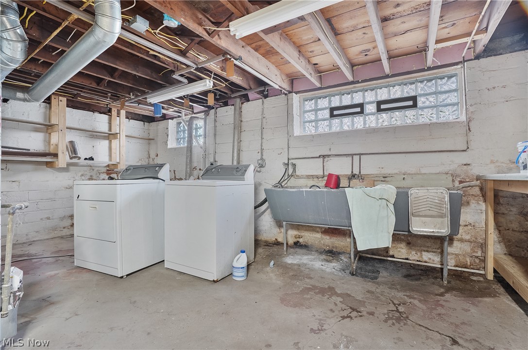 Crestwood - Residential