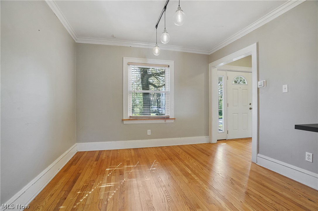 Crestwood - Residential