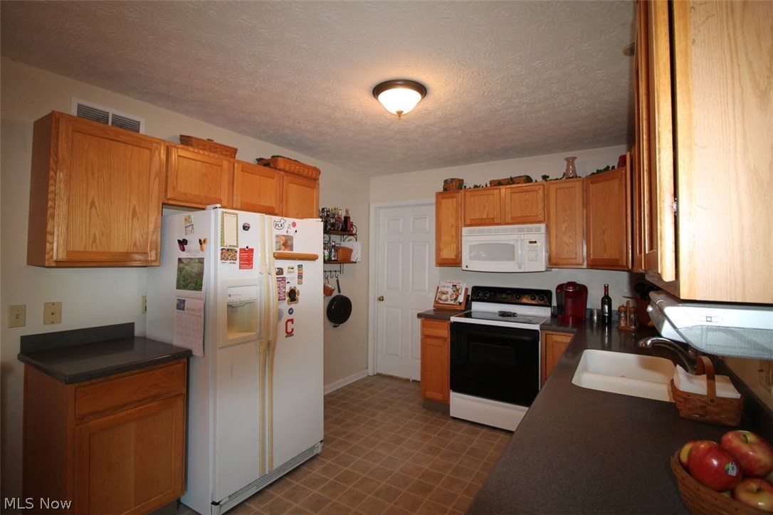 Belden Ave Sub - Residential