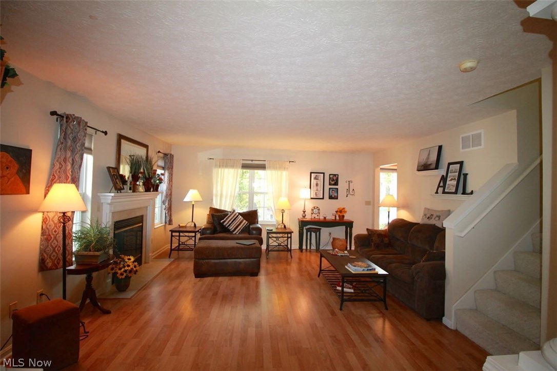 Belden Ave Sub - Residential