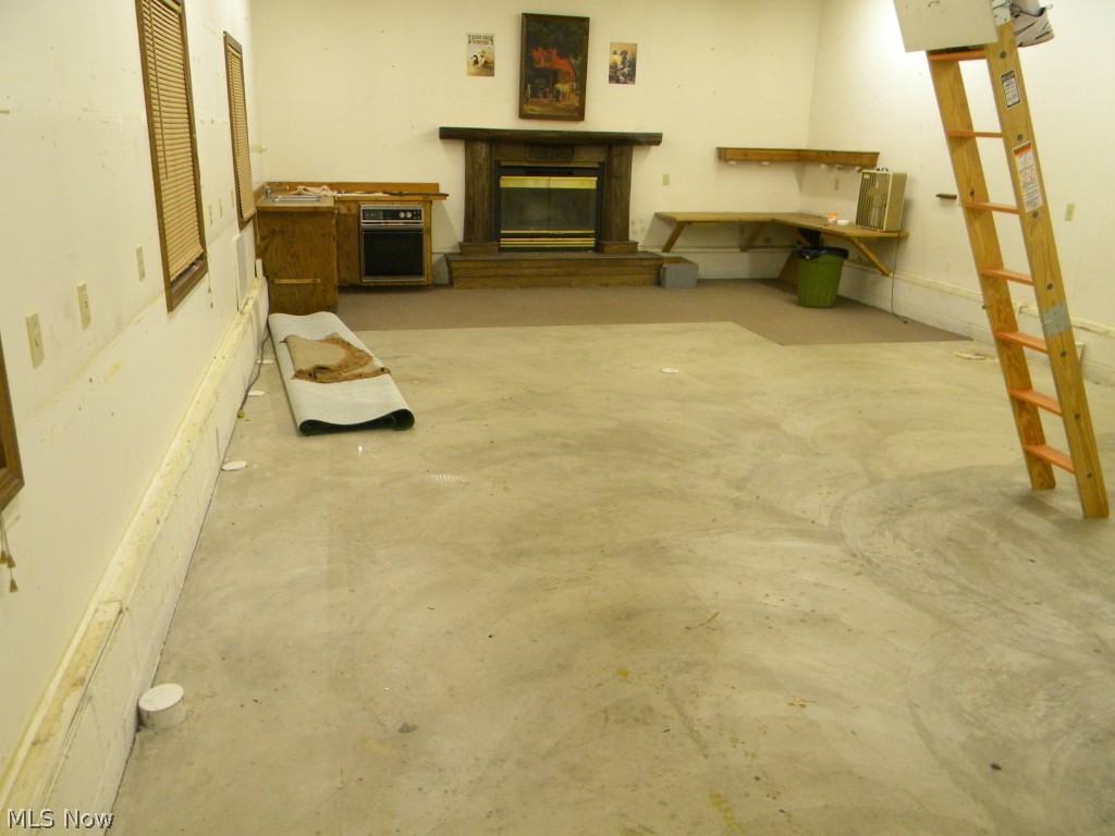 Harry Smith 01 - Residential