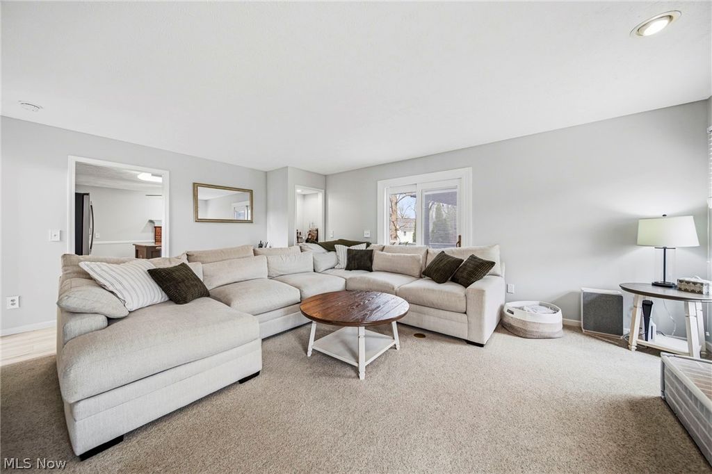 Photo of 7891 Frontier Drive, Mentor, OH 44060 (MLS # 5199617)