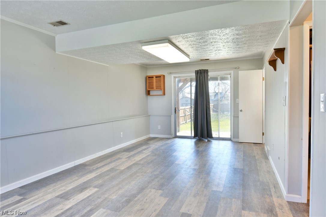 Oakview Manor - Residential