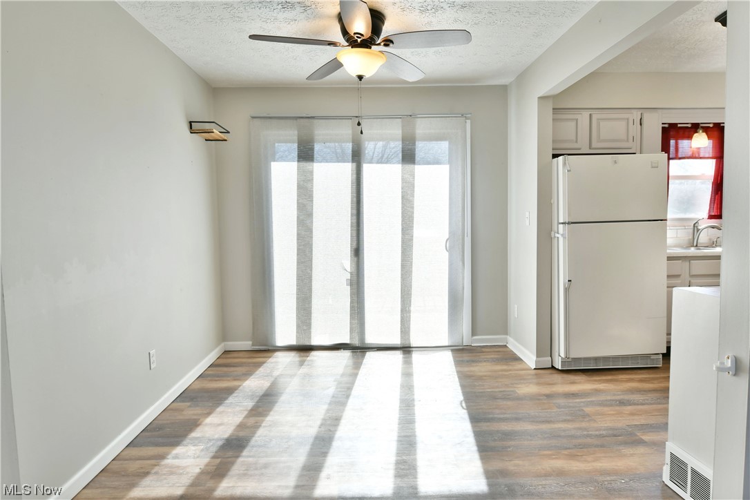 Oakview Manor - Residential