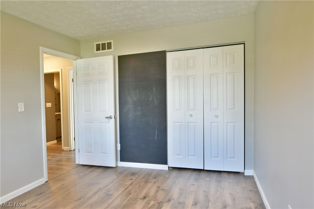 Oakview Manor - Residential