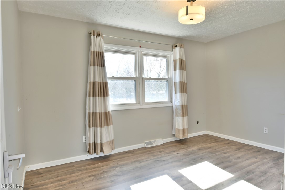 Oakview Manor - Residential