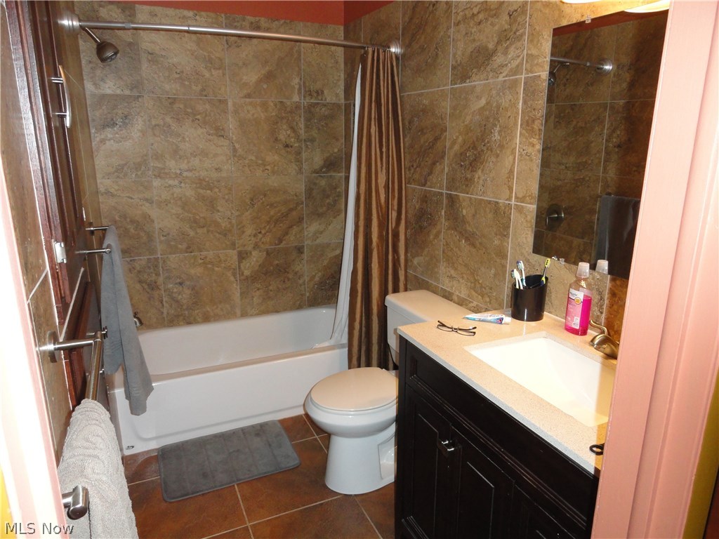 R M Lawrentz Allotment - Residential