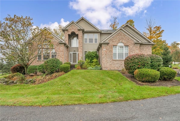 532 COVINGTON LN, CHAGRIN FALLS, OH 44023 - Image bd67a4e5e56a1aeccab1b209d30f9b6e/2009919171