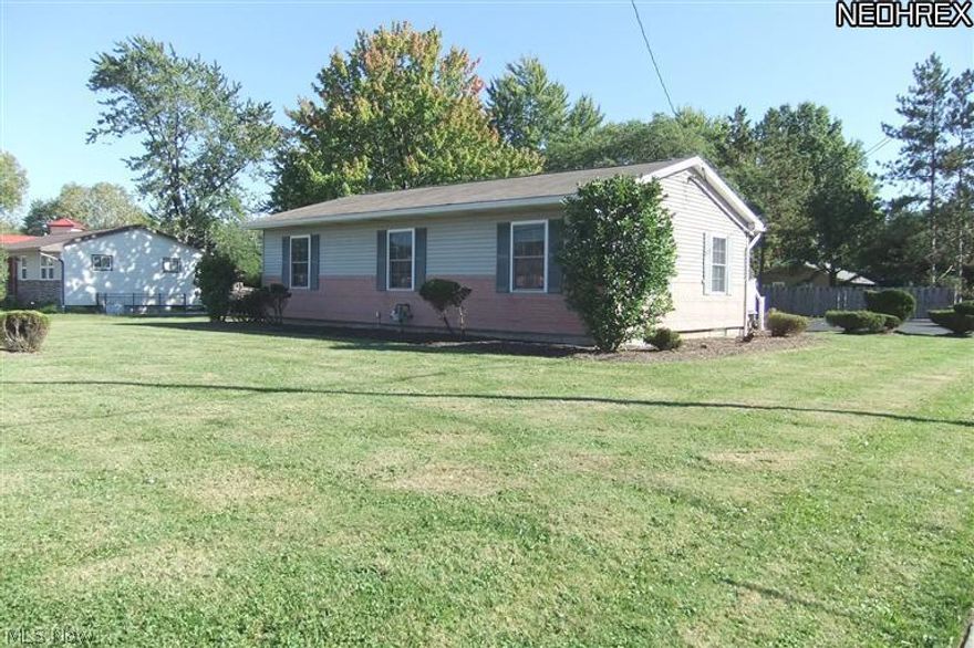 Great visibility on corner Center and Harvard Road! Why pay rent - SBA FINANCING AVAILABLE at a 10 percent downpayment !! Many possibilities for owner user!  Currently leased to State Farm agent but could get released from lease if an owner/user wishes to use the whole property.  It is also possible for current tenant to stay and share the space with a lesser rent.  Great location for insurance, accountant, financial or any small business office.