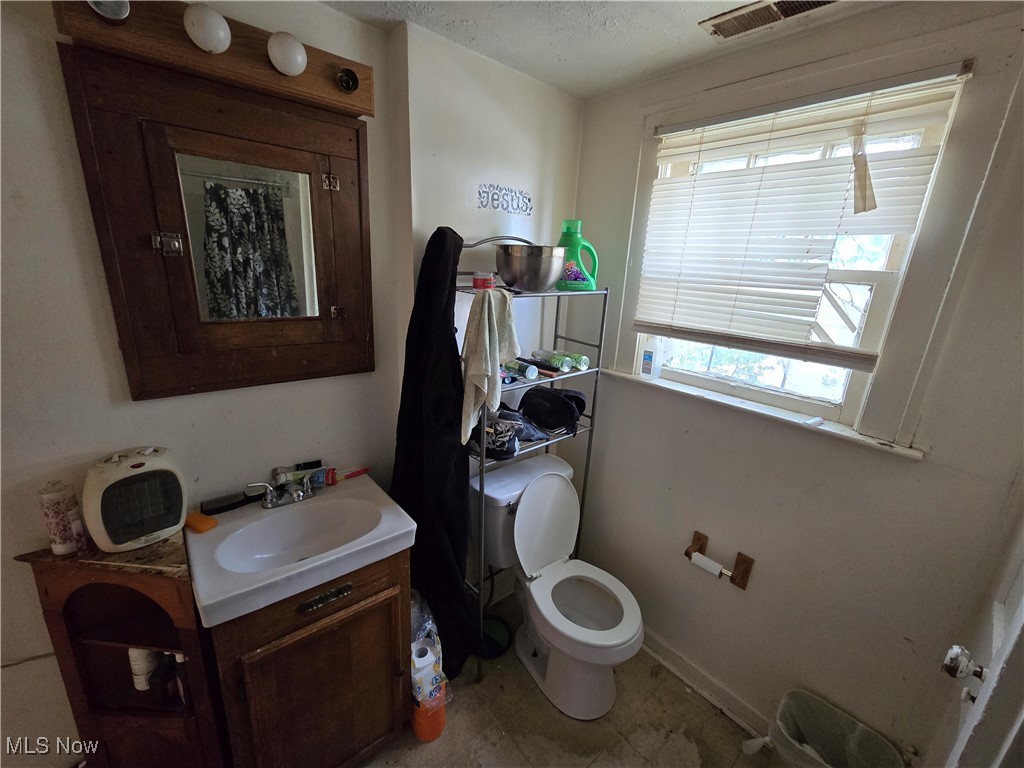 Wilbeth Arlington - Residential Income