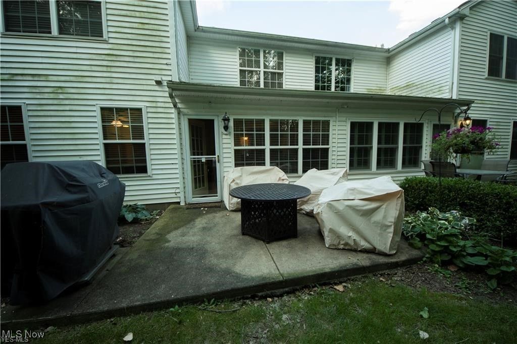 Photo of 2042 W Reserve Circle, Avon, OH 44011 (MLS # 5177361)