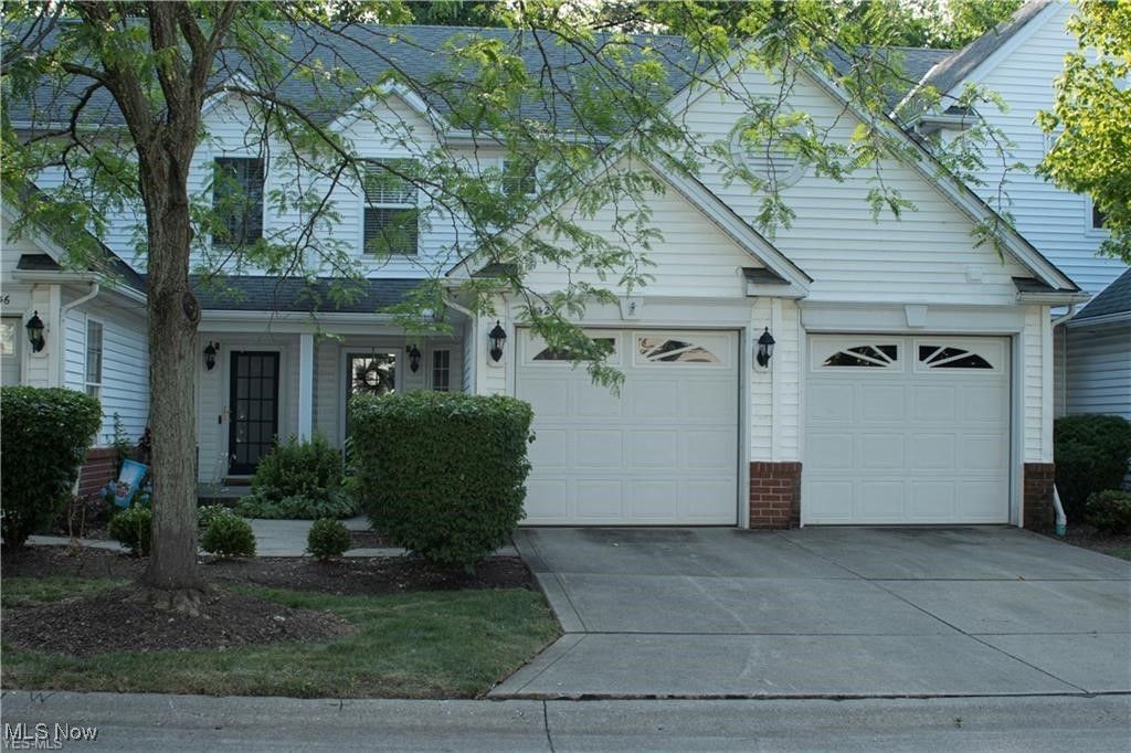 Photo of 2042 W Reserve Circle, Avon, OH 44011 (MLS # 5177361)