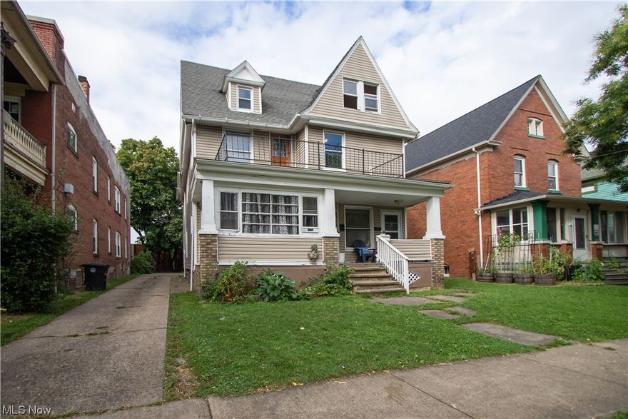 Great ca$h flowing Triplex here with $2,550 in gross monthly income!!! Big ticket updates include roof 2016, vinyl siding and windows 2013, furnaces and hot water tanks are about 10 years old. Updated spacious units. First floor is 3 bedrooms plus an enclosed front porch, second floor is 3 bedrooms with an open porch air, third floor is a loft style unit! Agents, please see broker remarks for more details.
