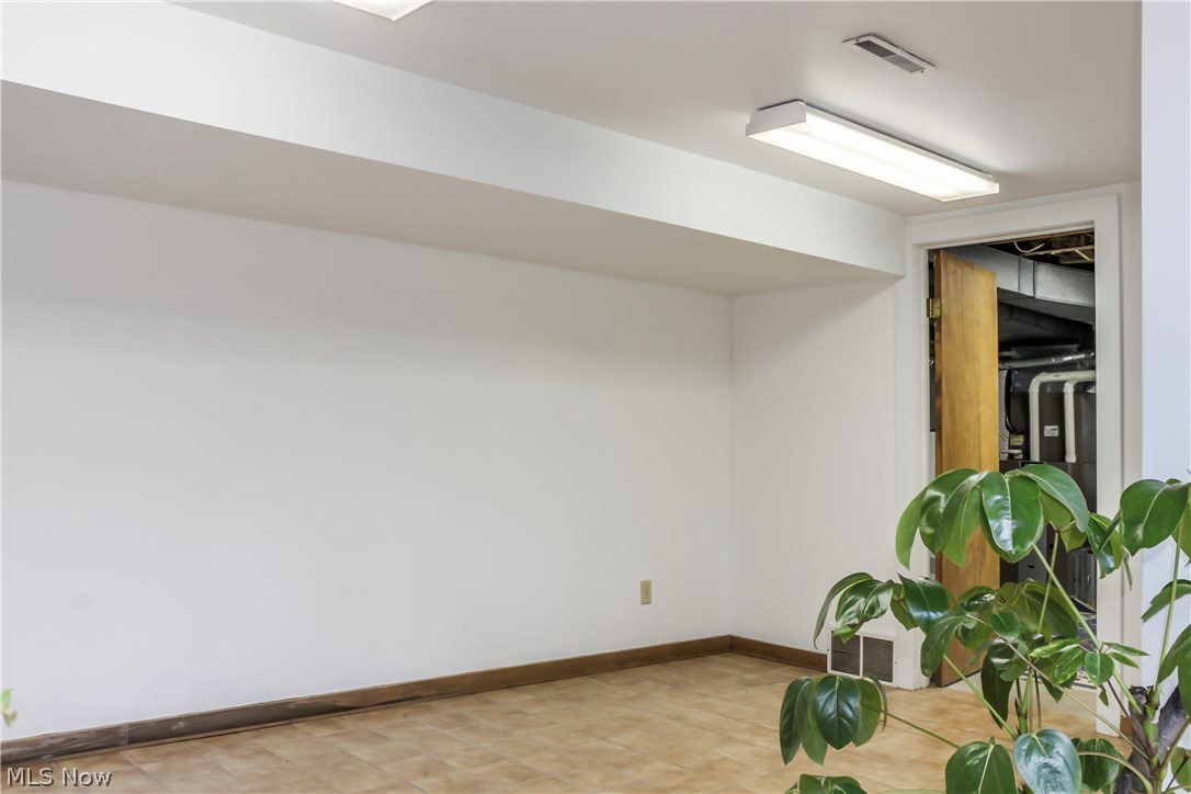 Twin Lakes - Residential